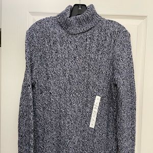 NWOT - CROFT & BARROW SWEATER